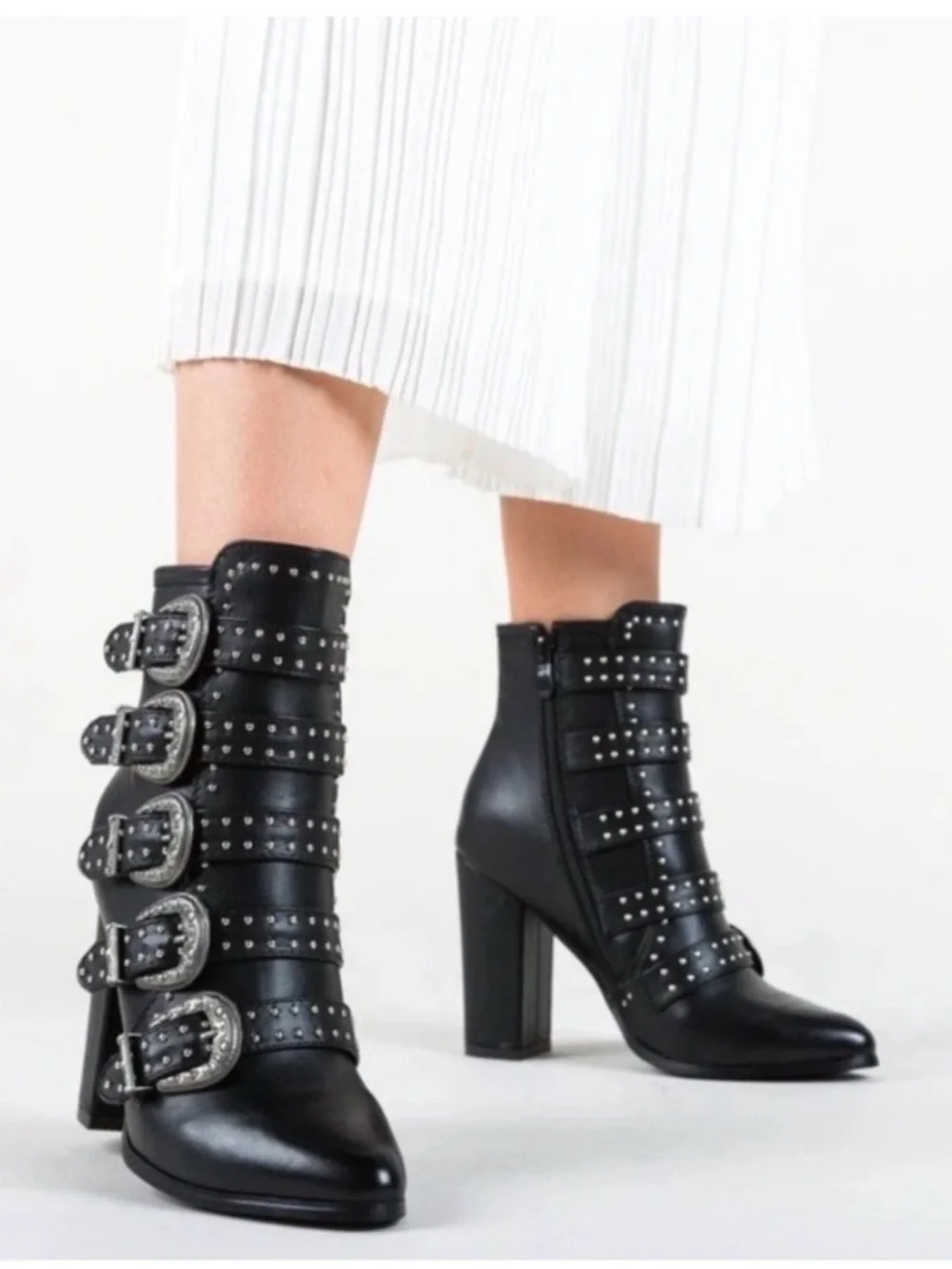 Steve Madden Comet Studded Buckle Pointed Black Leather Heel Boots Size 10